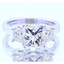 Afbeelding in Gallery-weergave laden, 3.50 karaat drie stenen prinses diamanten verlovingsring Nieuw - harrychadent.nl