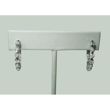 Afbeelding in Gallery-weergave laden, 3 Karaat Echt Diamanten Huggy Hoop Earring Wit Goud Vrouwen Sieraden