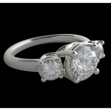 Afbeelding in Gallery-weergave laden, 4 karaats lucida diamanten drie stenen ring verlovingswit gouden sieraden - harrychadent.nl