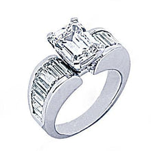 Afbeelding in Gallery-weergave laden, 4,25 ct. Diamanten verlovingsring Emerald Cut Solitaire met accenten - harrychadent.nl