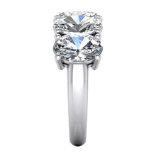 Afbeelding in Gallery-weergave laden, Prong Setting 5 stenen ovale diamanten witgouden ring