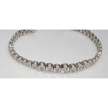 Afbeelding in Gallery-weergave laden, 8,80 karaat diamanten tennisarmband versus gegradueerde ring - harrychadent.nl