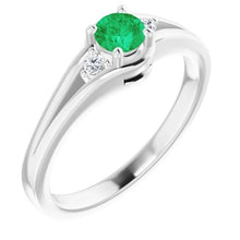 Afbeelding in Gallery-weergave laden, Drie stenen ring 0,85 karaat diamant en groene smaragd vrouwen sieraden - harrychadent.nl
