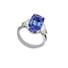Afbeelding in Gallery-weergave laden, Kussen Tanzaniet en diamanten 3 stenen ring 5 karaat witgoud - harrychadent.nl