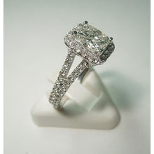 Afbeelding in Gallery-weergave laden, Kussen diamanten koninklijke verloving Halo Ring 2.75 karaat witgoud 14K - harrychadent.nl