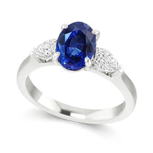 Afbeelding in Gallery-weergave laden, Ovale Ceylon Saffier En Peer Diamant Drie Steen Ring Goud 14K 3 Ct - harrychadent.nl
