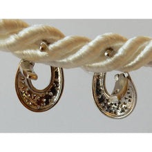 Afbeelding in Gallery-weergave laden, Ronde diamanten hoepel oorbellen 1 karaat G/H Si witgouden afwerking - harrychadent.nl