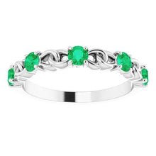 Afbeelding in Gallery-weergave laden, Vijf stenen ronde groene smaragd ring 2,50 karaat witgoud 14K - harrychadent.nl