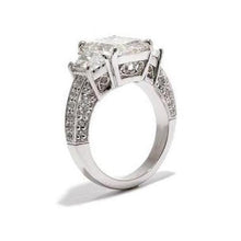 Afbeelding in Gallery-weergave laden, prinses diamanten 3 stenen vrouwen verlovingsring wit goud 4,30 karaat - harrychadent.nl