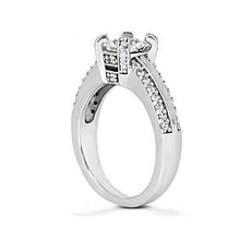Afbeelding in Gallery-weergave laden, solitaire ring met prinses geslepen diamanten 2.20 ct. Met accenten - harrychadent.nl