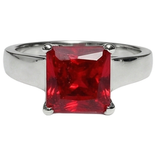 Afbeelding in Gallery-weergave laden, 1.50 Karaat Prinses Solitaire Rode Robijn Ring Verloving

