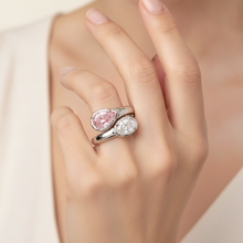 Afbeelding in Gallery-weergave laden, Labgekweekte roze diamant 1,75 karaat ovale bypass-ring 14k witgoud
