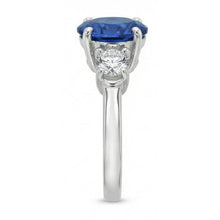 Afbeelding in Gallery-weergave laden, 1.5 ct ovale Sri Lanka saffier en Natuurlijke echte diamanten ( niet in een laboratorium gekweekt ) ring met drie stenen goud 14K
