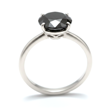 Afbeelding in Gallery-weergave laden, Zwarte diamanten sieraad - 5 karaat echte ronde solitaire gladde ring in 14k witgoud
