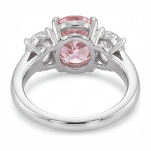 Afbeelding in Gallery-weergave laden, Roze verlovingsring 2,5 karaat labgekweekte ovale diamant driesteens 14k witgoud
