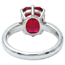 Afbeelding in Gallery-weergave laden, echte robijn 2karaat ring op wit
