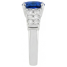 Afbeelding in Gallery-weergave laden, 2 karaat ovaal geslepen Ceylon blauwe saffier ring wit gouden sieraden nieuw
