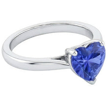 Afbeelding in Gallery-weergave laden, echte heart diamant 2karaat ring close-up detail
