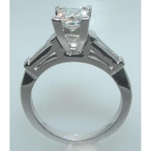 Afbeelding in Gallery-weergave laden, 2.11 Ct Princess Baguettes Echt Diamond Three Stone Ring Witgoud
