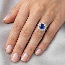 Afbeelding in Gallery-weergave laden, 2.20 Karaat Ronde Ceylon Saffier Ring Diamanten Sieraden Goud Wit 14K
