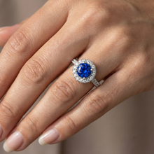 Afbeelding in Gallery-weergave laden, 2.90 ct Sri Lanka blauwe saffier met Natuurlijke echte diamanten ( niet in een laboratorium gekweekt ) ring wit goud 14k
