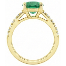 Afbeelding in Gallery-weergave laden, 2,70 karaat groene smaragd met Natuurlijke echte diamant ( niet in het laboratorium gekweekt ) 14K geelgouden verlovingsring
