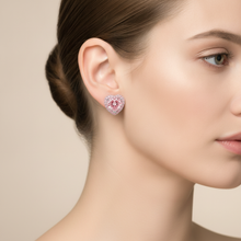 Afbeelding in Gallery-weergave laden, Roze diamanten oorbellen 3,5 karaat labgekweekt hart halo 14K witgoud
