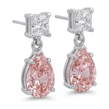 Afbeelding in Gallery-weergave laden, Roze diamanten oorbellen 3,5 karaat labgekweekte peervormige solitaire 14K witgoud
