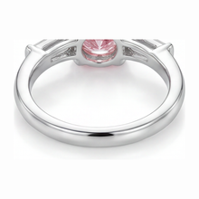 Afbeelding in Gallery-weergave laden, Roze diamanten ring 3,5 karaat labgekweekt rond driesteens 14K witgoud
