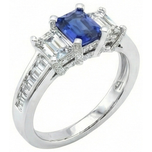 Afbeelding in Gallery-weergave laden, 3 Stone Emerald Diamond Blue Sapphire Ring Channel Set accenten 3 karaat
