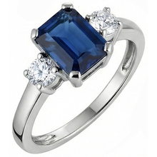 Afbeelding in Gallery-weergave laden, 3 steen 2,50 karaat Ceylon saffier jubileum ring wit goud 14k
