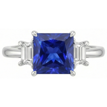 Afbeelding in Gallery-weergave laden, 3 stenen gouden ring prinses blauwe saffier &amp; trapezium Natuurlijke echte diamanten ( niet in een laboratorium gekweekt ) 4 karaat
