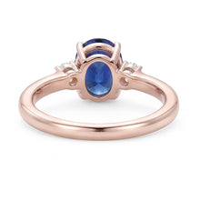 Afbeelding in Gallery-weergave laden, 3 stenen ovaal geslepen saffier ring met kleine ronde Natuurlijke echte diamant ( niet in het laboratorium gekweekt )en 2,25 karaat
