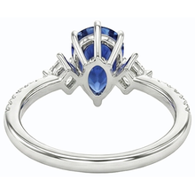 Afbeelding in Gallery-weergave laden, 3 stenen stijl Ceylon saffier ring met Natuurlijke echte diamant ( niet in het laboratorium gekweekt )en accenten 2,50 karaat

