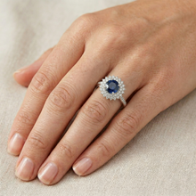 Afbeelding in Gallery-weergave laden, 3.10 ct ronde Ceylon blauwe saffier en Natuurlijke echte diamanten ( niet in een laboratorium gekweekt ) ring WG 14K

