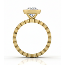 Afbeelding in Gallery-weergave laden, Diamant Aanzoek Ring 3,25-karaat 14K Geelgoud – hoekaanzicht
