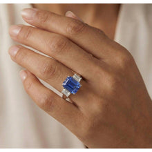 Afbeelding in Gallery-weergave laden, 3 Stenen Blauwe Saffier Ring
