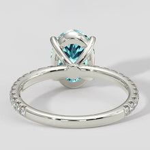 Afbeelding in Gallery-weergave laden, 3,75ct ovale blauwachtige Paraiba ring met diamanten band
