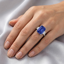 Afbeelding in Gallery-weergave laden, Labgekweekte Saffier Ring 11.50ct - Witgoud 14K
