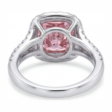 Afbeelding in Gallery-weergave laden, Labgekweekte roze diamanten ring 4,5 karaat kussenvormige halo 14k witgoud
