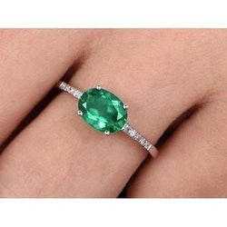 4,25 ct groen ovaal geslepen Groente smaragd met diamanten ring goud