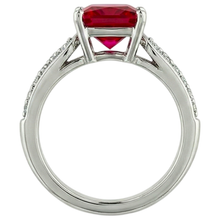 Afbeelding in Gallery-weergave laden, Ring met 4.40 Karaat Princess Rode Robijn en Sprankelende Natuurlijke uit de aarde gewonnen Diamanten Goud 14K
