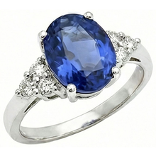 Afbeelding in Gallery-weergave laden, 5.30 Ct Ovale Sri Lankaanse Saffier Natuurlijke uit de aarde gewonnen Diamanten Ring Witgoud 14K
