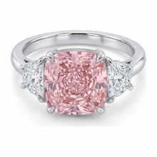 Afbeelding in Gallery-weergave laden, Roze diamanten ring 5 karaat labgekweekt kussenslijpsel driesteens 14k Witgoud
