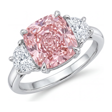 Afbeelding in Gallery-weergave laden, Roze diamanten ring 5 karaat labgekweekt kussenslijpsel driesteens 14k Witgoud
