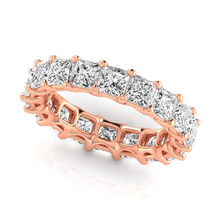 Afbeelding in Gallery-weergave laden, Diamant Princess Eternity Band in 14 Karaat Rosé Goud – zijaanzicht
