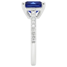Afbeelding in Gallery-weergave laden, Natuurlijk Echt (Niet Labgekweekt) 5.50 Karaat Solitaire Princess Blauwe Saffier Met Accent Pave Zetting
