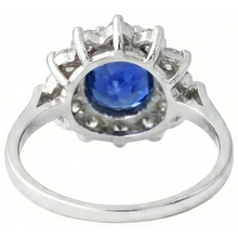 Afbeelding in Gallery-weergave laden, 6.50 Karaat Bloem Sri Lankaanse Saffier Ring Natuurlijke uit de aarde gewonnen Diamant Witgoud 14K
