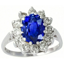 Afbeelding in Gallery-weergave laden, 6.50 Karaat Bloem Sri Lankaanse Saffier Ring Natuurlijke uit de aarde gewonnen Diamant Witgoud 14K

