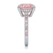 Afbeelding in Gallery-weergave laden, Roze diamanten ring 6 karaat labgekweekt kussenslijpsel pavé 14K witgoud
